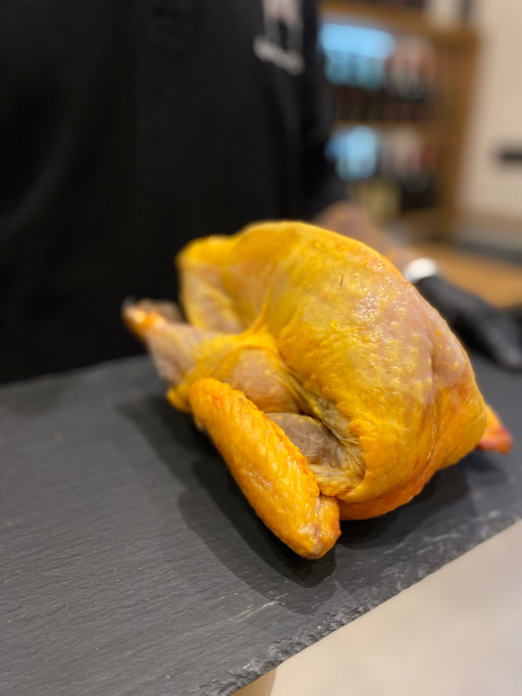 Faraona allevata in Italia disponibile in due tagli