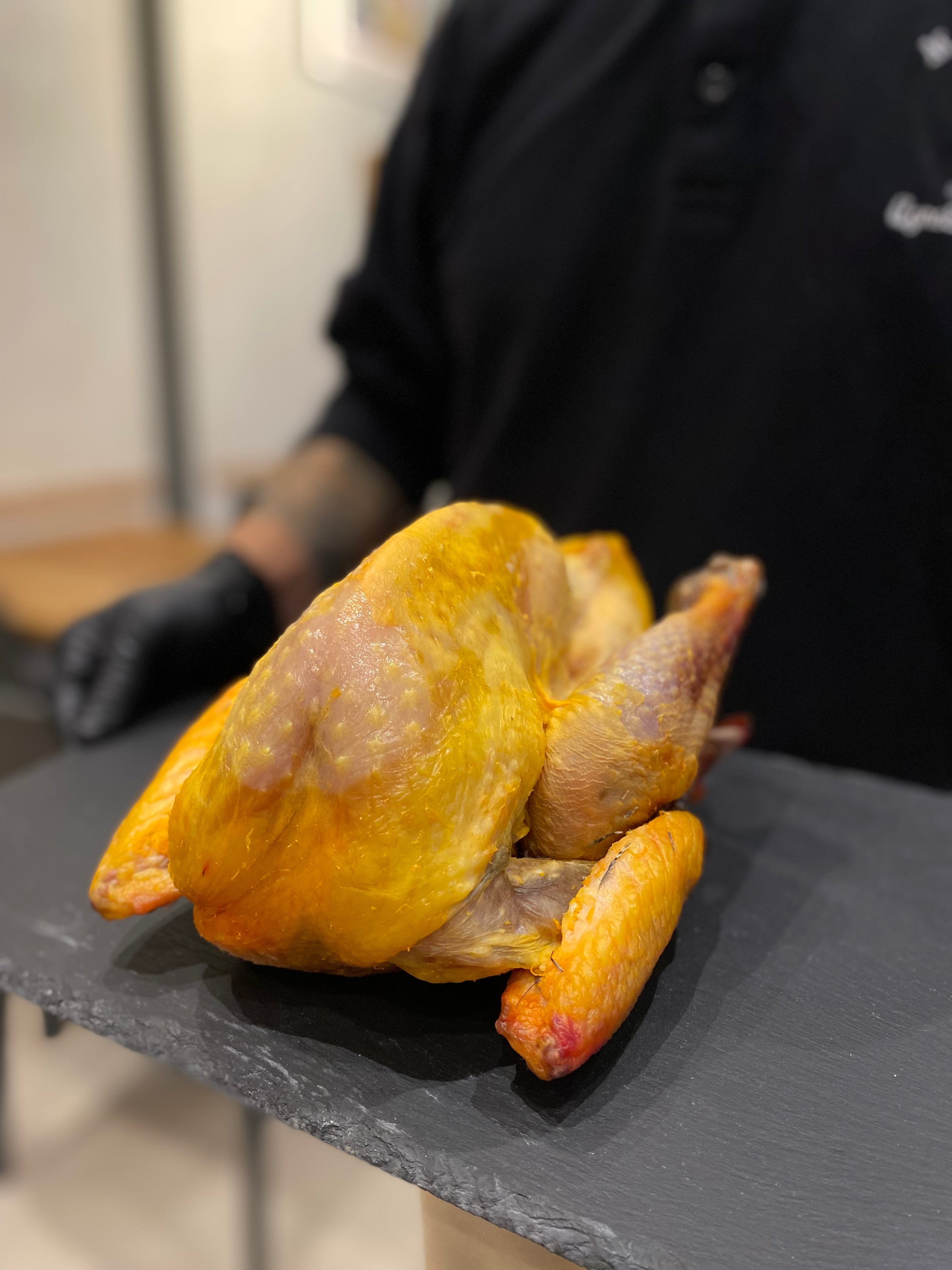 Faraona allevata in Italia disponibile in due tagli