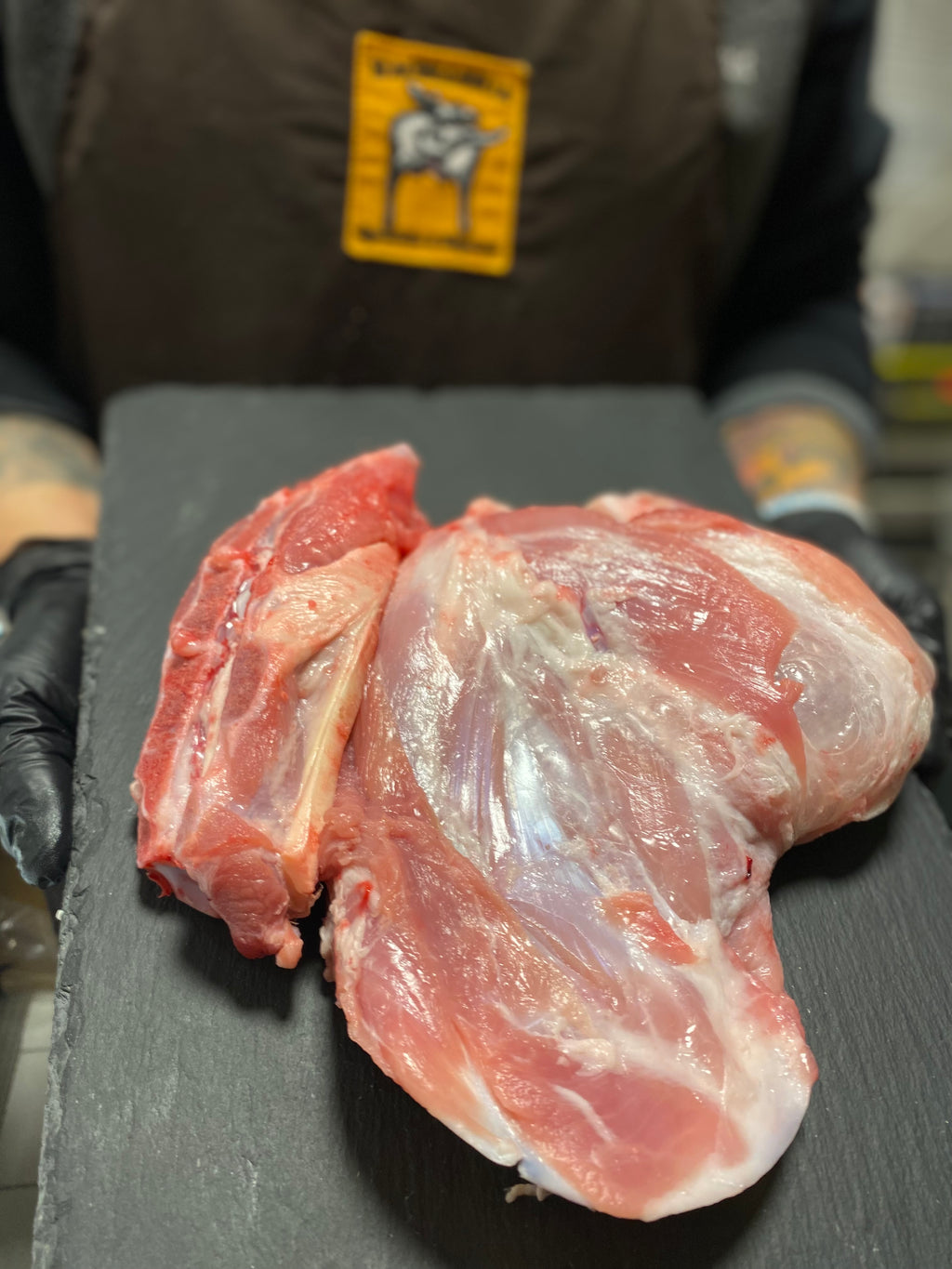 Spalla di Agnello allevato in Italia CORATELLE 1kg o 800 gr a pezzi