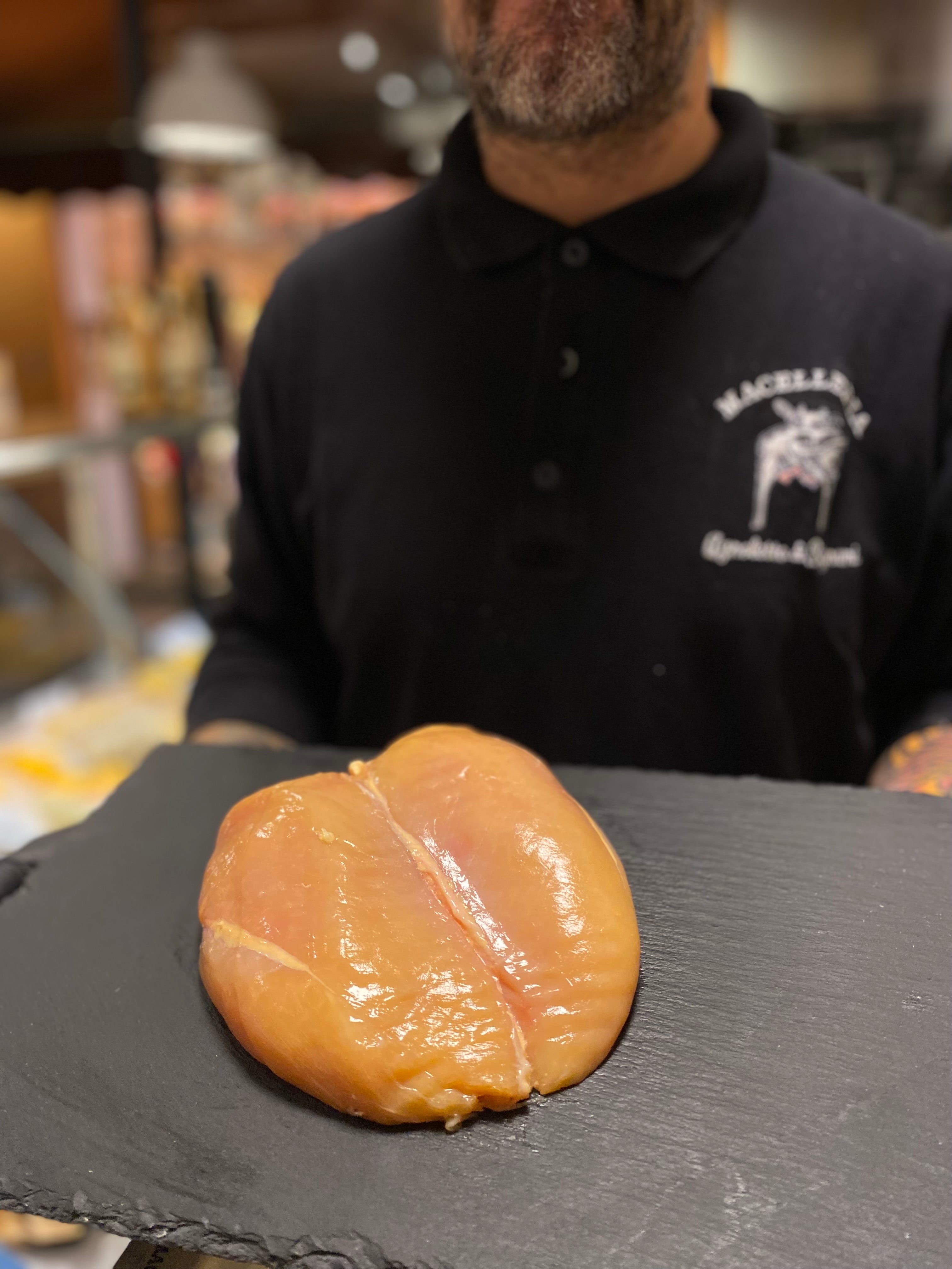 Petto di pollo intero